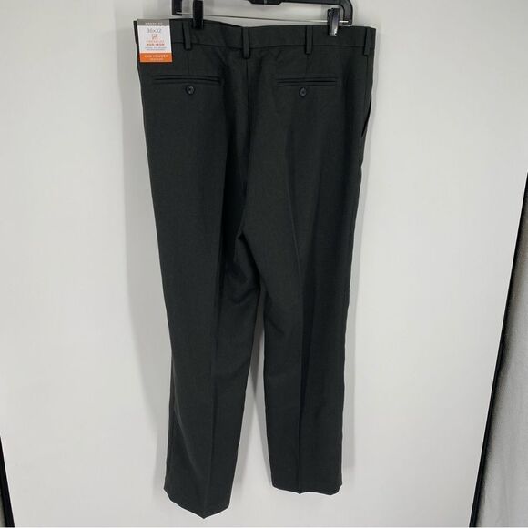 Van Heusen Travel Premium Men’s Straight Fit Dress Pants size 36 x 32 Gray - Picture 4 of 4